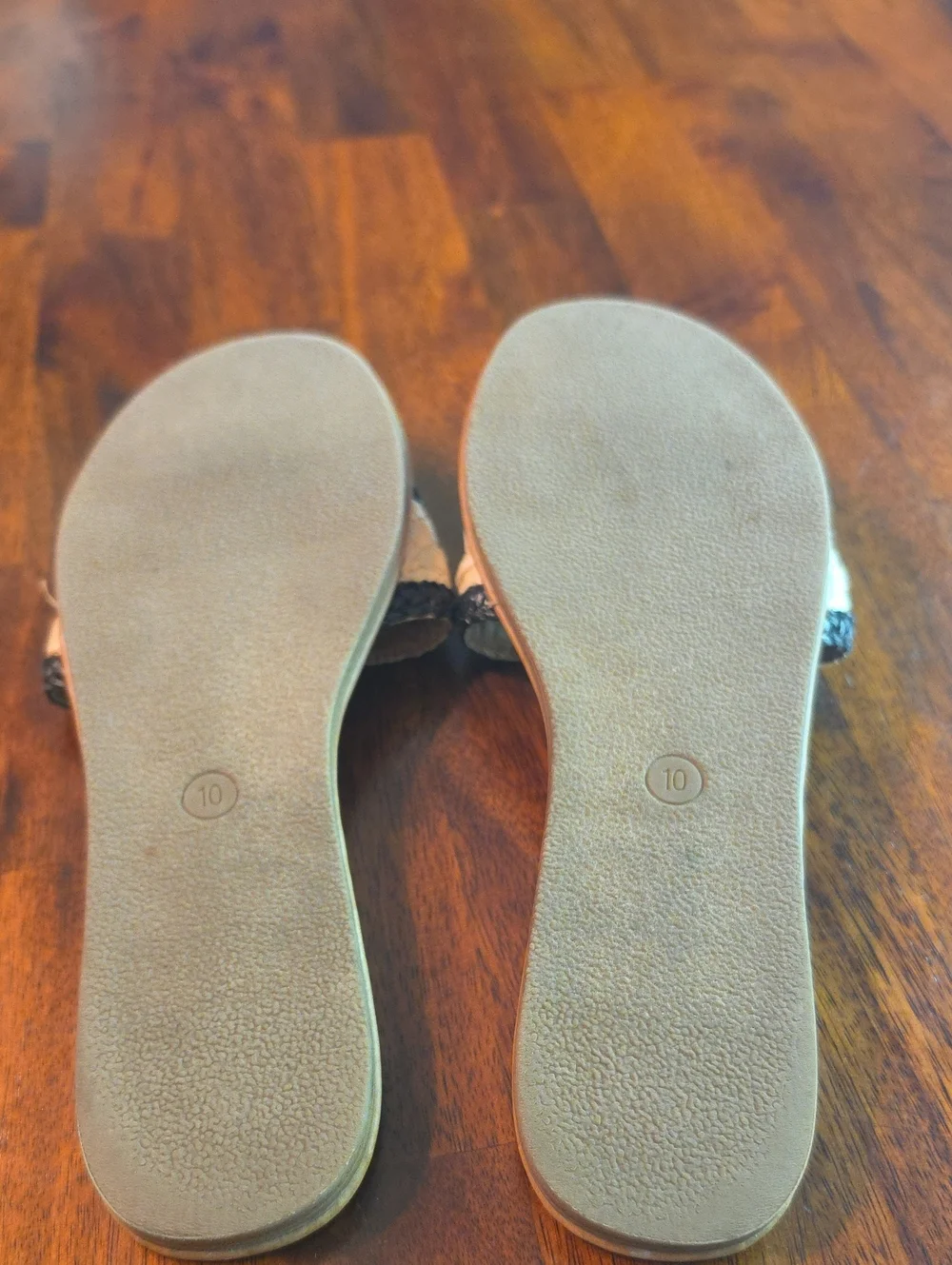 Universal Thread Raffia Natural Woven Sandal Flat Size 10